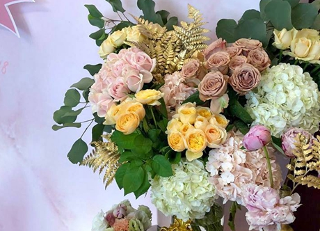 如何學插花就規(guī)劃好制作季節(jié)性的鮮花
